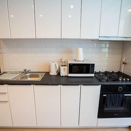 Cris Apartament Suceava Exterior foto